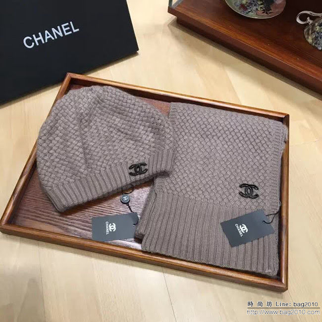 CHANEL香奈兒 2017淑女款 原單兔絨帽子圍巾套裝 LLWJ6202